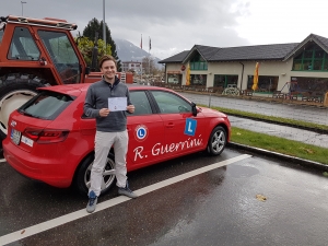 Verkehrskunde lernen & Motorrad Grundkurs belegen in Rapperswil - Fahrschule Driving Point
