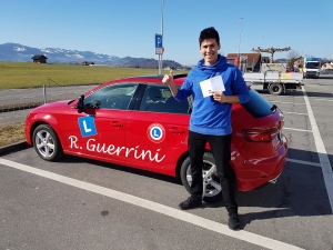 Motorradführerschein, Verkehrskunde & Theorieprüfung in Wagen - Fahrschule Driving Point