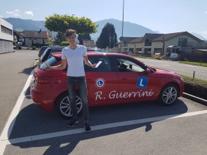 Führerschein Kurse für Auto & Motorrad in Rapperswil-Jona - Fahrschule Driving Point